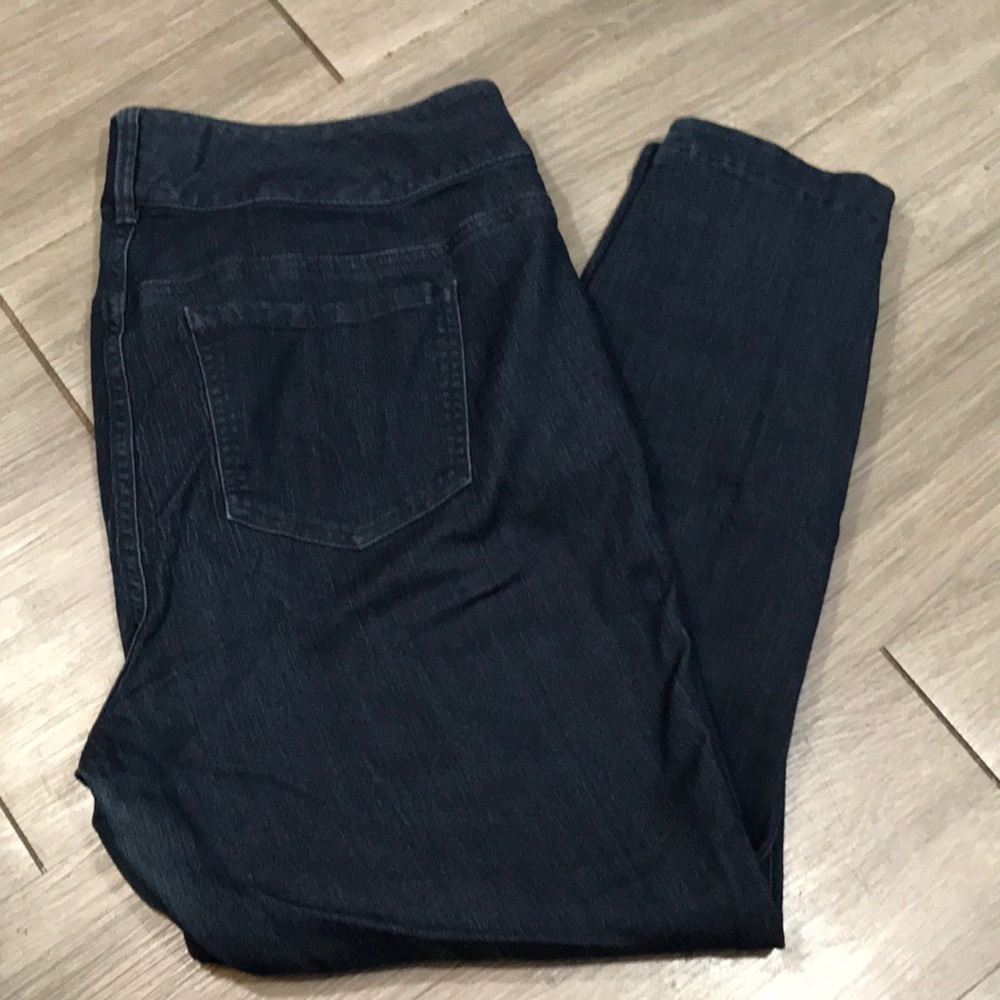 Torrid‎ DarkWash Ankle Snap size 16T Jeggings